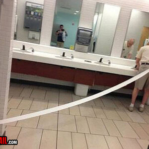 wiping-fail-toilet-paper-bathroom.jpg