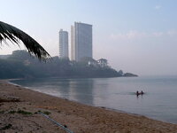 P1340628-beach-in-front-Condo1.jpg