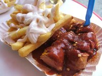 pommes_currywurst_lb.jpg