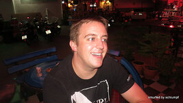 a_048-001.jpg