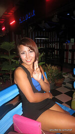 a_051-015.jpg