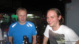 a_060-004.jpg