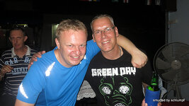 a_060-014.jpg