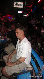 a_072-011.jpg