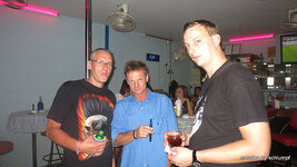 a_072-020.jpg
