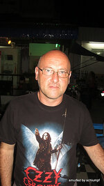 a_074-002.jpg