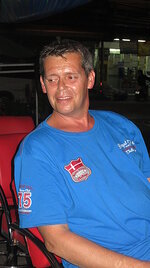 a_081-001.jpg