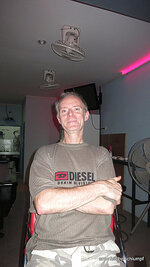 a_084-001.jpg