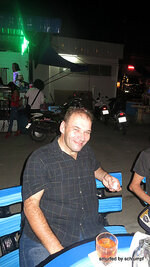 a_084-008.jpg