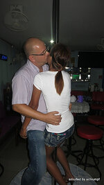 a_084-032.jpg