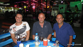 a_094-015.jpg