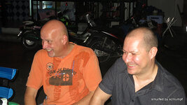 a_098-004.jpg