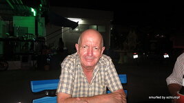 a_104-010.jpg