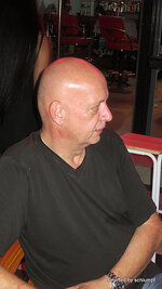 a_108-009.jpg