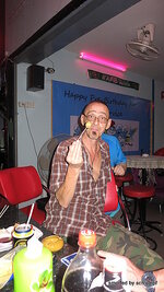 a_116-007.jpg