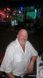 a_128-001.jpg