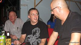 a_136-001.jpg
