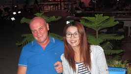a_140-003.jpg