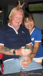 a_142-013.jpg
