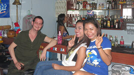 a_142-014.jpg