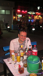 a_144-017.jpg