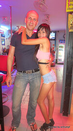 a_144-019.jpg