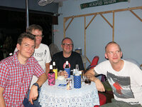 a_147-027.jpg