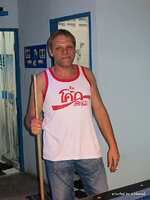 a_161-017.jpg