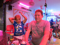a_170-024.jpg