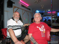 a_180-023.jpg
