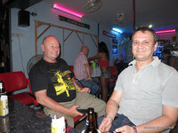 a_180-033.jpg