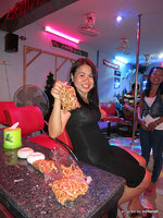 a_182-014.jpg