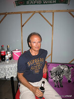 a_187-018.jpg