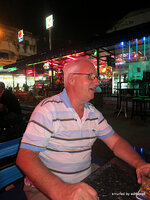 a_194-012.jpg