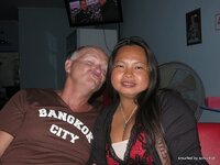 a_195-010.jpg