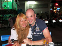 a_210-001.jpg