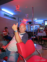 a_210-004.jpg