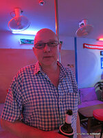 a_214-017.jpg