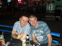 a_241-010.jpg
