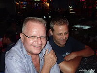 b_199-019.jpg b_199-019.jpg