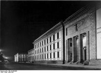 bundesarchiv_bild_183-e04492__berlin__neue_reichskanzlei.jpg