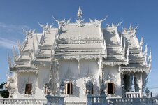 wat-rong-khun-8%25255B6%25255D.jpg