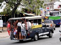 pattaya-songthaew-2.JPG