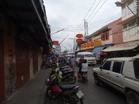 28-Maeklong-Railway-Market-25.jpg