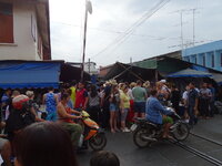 28-Maeklong-Railway-Market-36.jpg