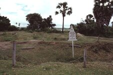 Cambodia1994076-s.jpg