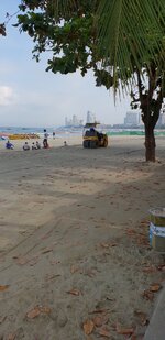 Pattaya Beach 005.jpg
