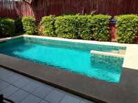 10_Pool_02.jpg