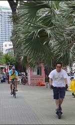 Pattaya Beach E-Roller.jpg