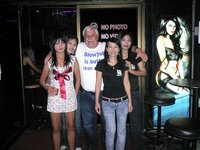 soi8discogirls03.jpg